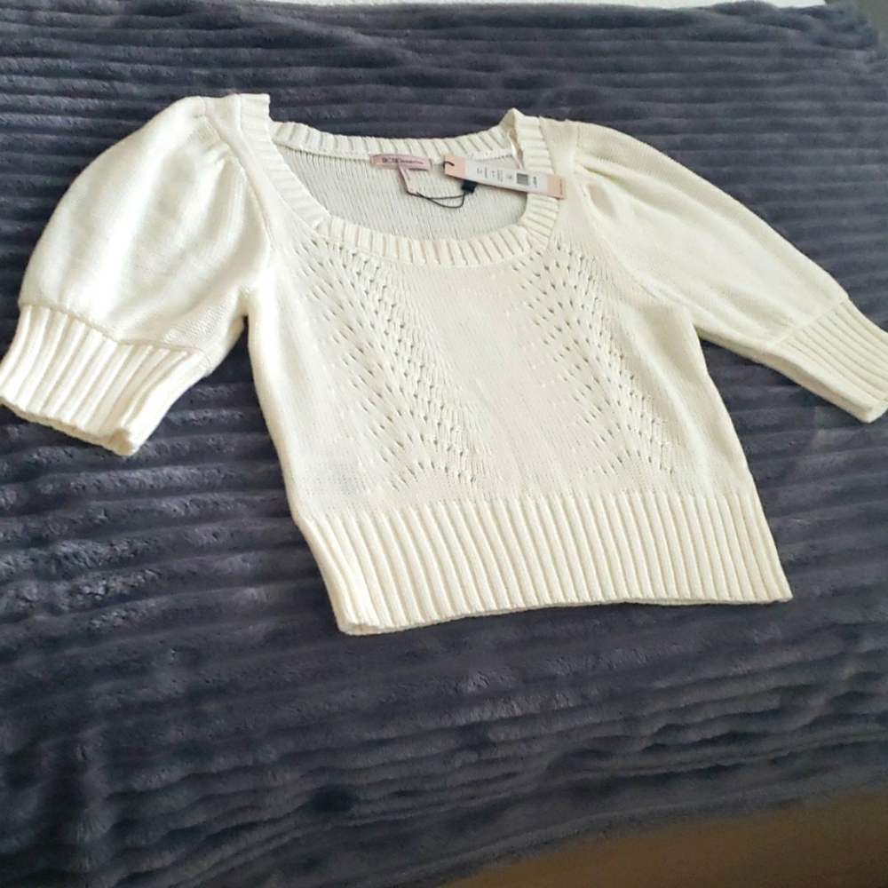 NWT BCBG Women Short Sleeve Top Knitted Fabric Off White Knit Women's